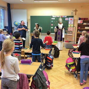 Nikolaus in VS 9